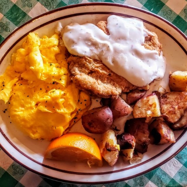 Ma Hubb's Chicken Fried Steak.